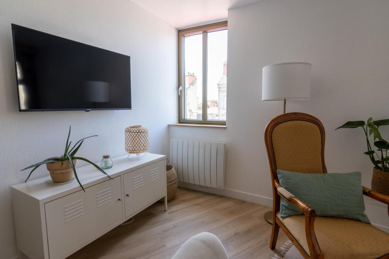 Appartement Duplex Saumur Centre, Refait A Neuf, A Proximite Du Chateau ภายนอก รูปภาพ