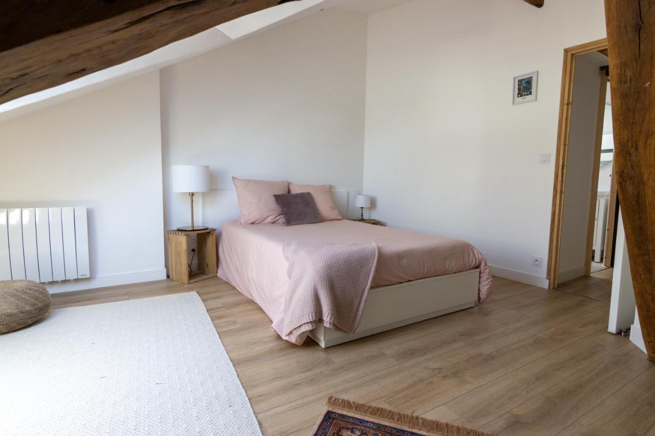 Appartement Duplex Saumur Centre, Refait A Neuf, A Proximite Du Chateau ภายนอก รูปภาพ
